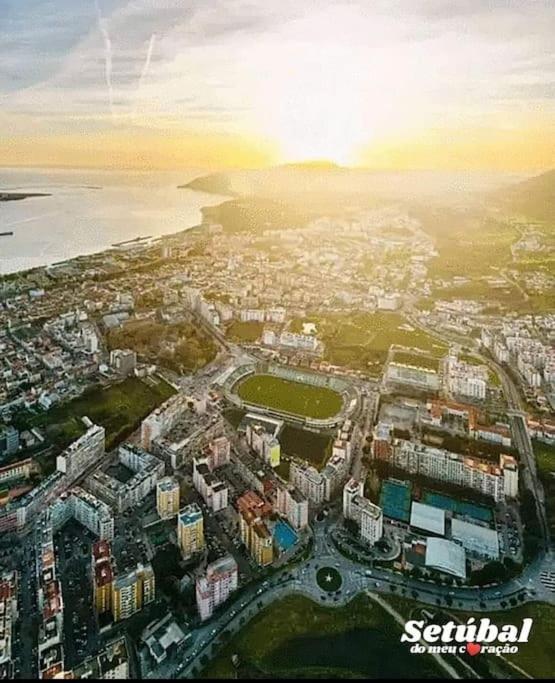 Setubal Rp House Apartamento Perto Do Mar E Comercio Na Luisa Todi Dış mekan fotoğraf